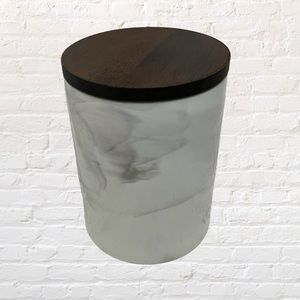 Like 🆕 Bed Bath and Beyond faux marble finish porcelain storage container